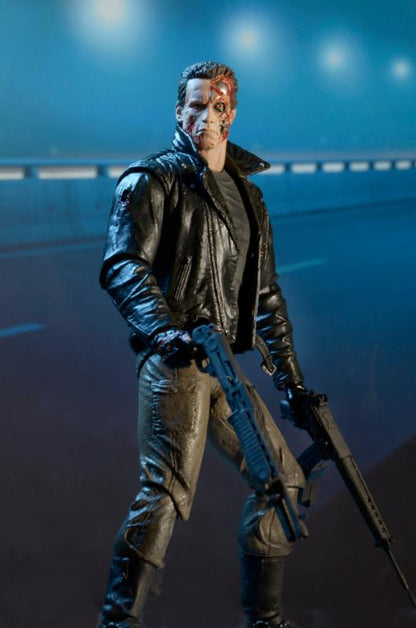 NECA Terminator T-800 Police Station Assault Ultimate Action Figure (7 inch Scale)