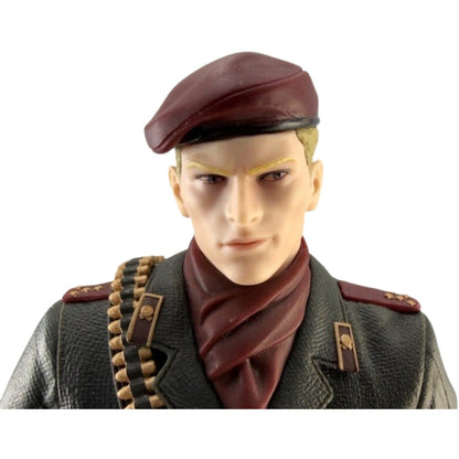 Konami Metal Gear Solid Delta: Snake Eater Revolver Ocelot PVC Figure (20 cm)
