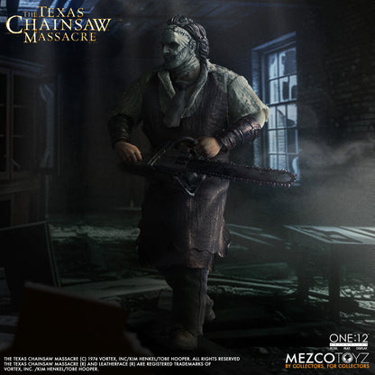 Mezco Toyz One:12 Collective Texas Chainsaw Massacre Leatherface Action Figure (1/12 Scale) - View 4