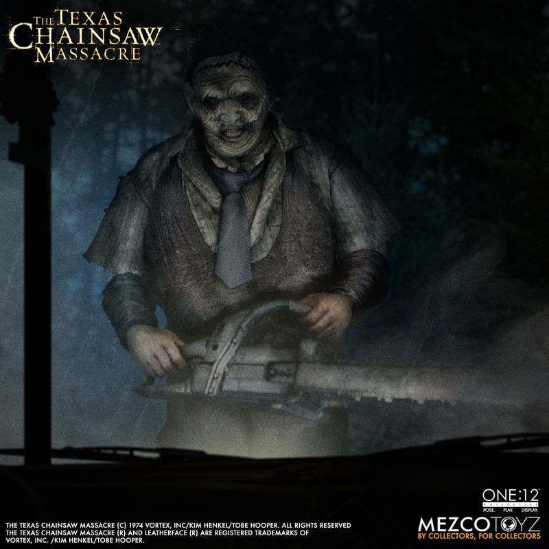 Mezco Toyz One:12 Collective Texas Chainsaw Massacre Leatherface Action Figure (1/12 Scale) - View 13